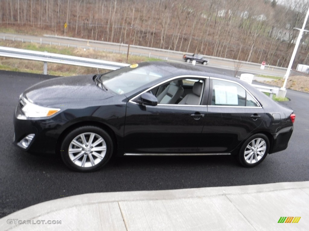 2012 Camry XLE - Attitude Black Metallic / Ash photo #7