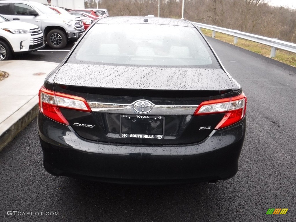 2012 Camry XLE - Attitude Black Metallic / Ash photo #9