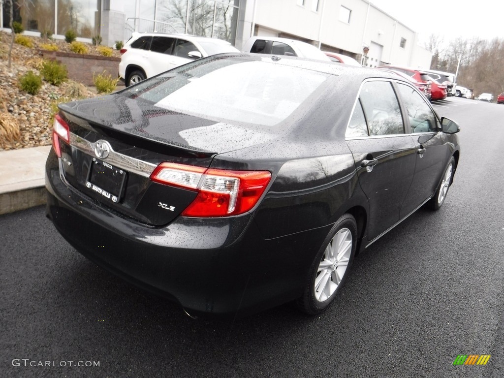 2012 Camry XLE - Attitude Black Metallic / Ash photo #10