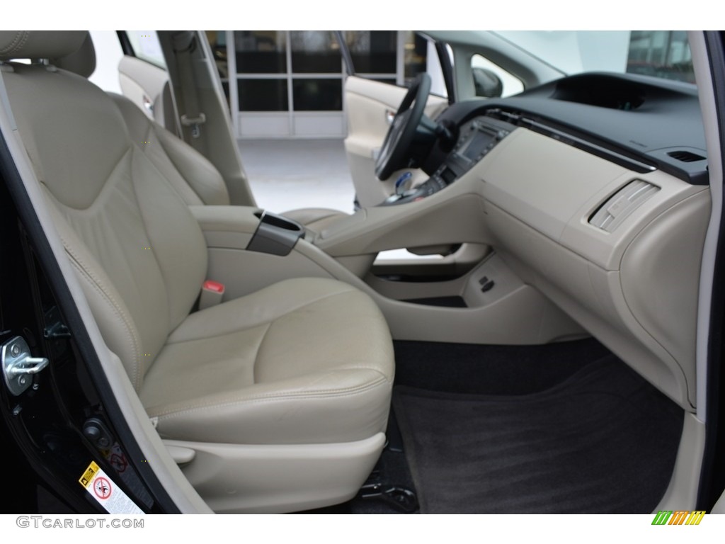 2012 Prius 3rd Gen Four Hybrid - Black / Bisque photo #15