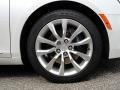 Crystal White Tricoat - XTS Luxury Photo No. 7