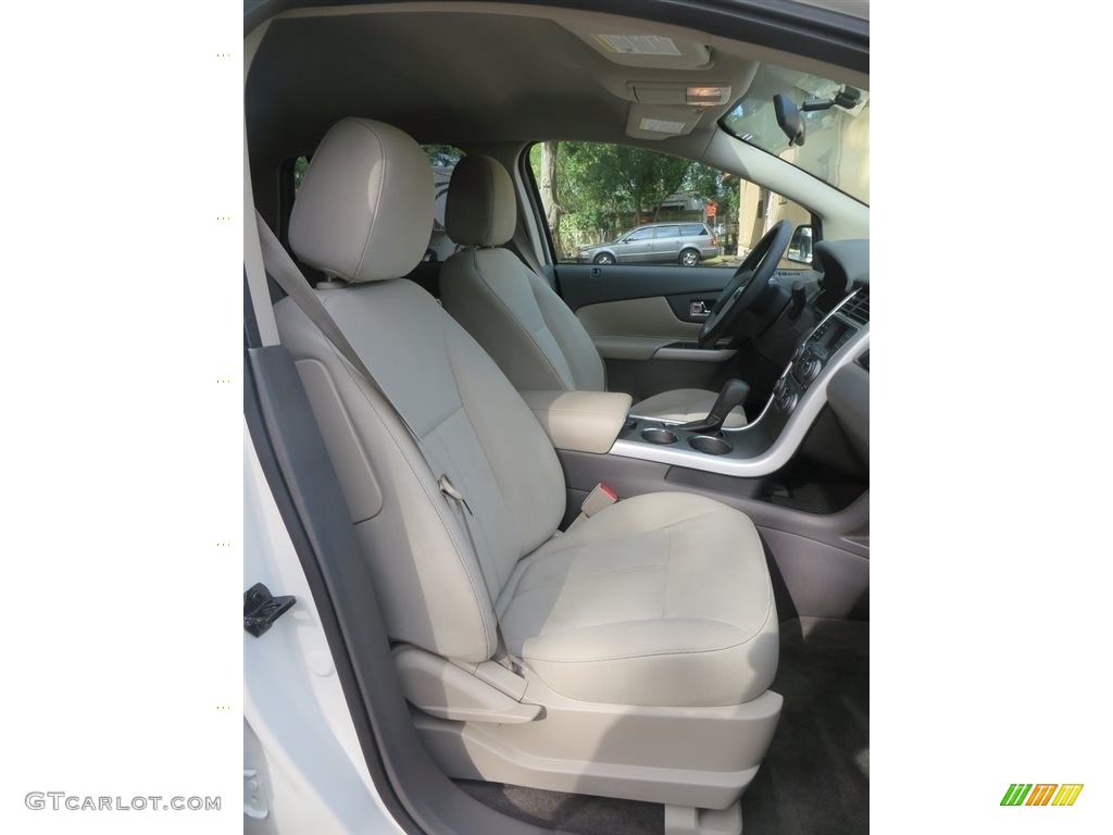 2013 Edge SE - White Suede / Medium Light Stone photo #16