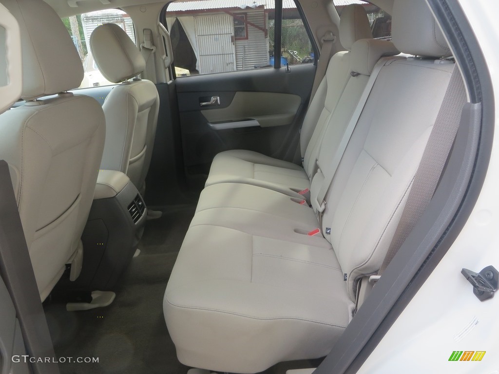 2013 Edge SE - White Suede / Medium Light Stone photo #19