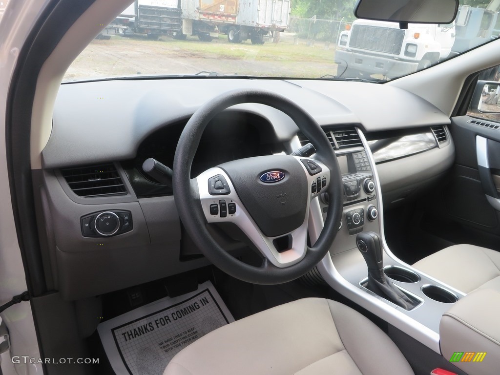 2013 Edge SE - White Suede / Medium Light Stone photo #20