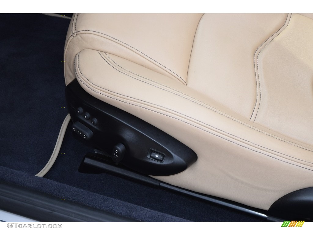 2014 Maserati GranTurismo Convertible GranCabrio Controls Photo #119615172