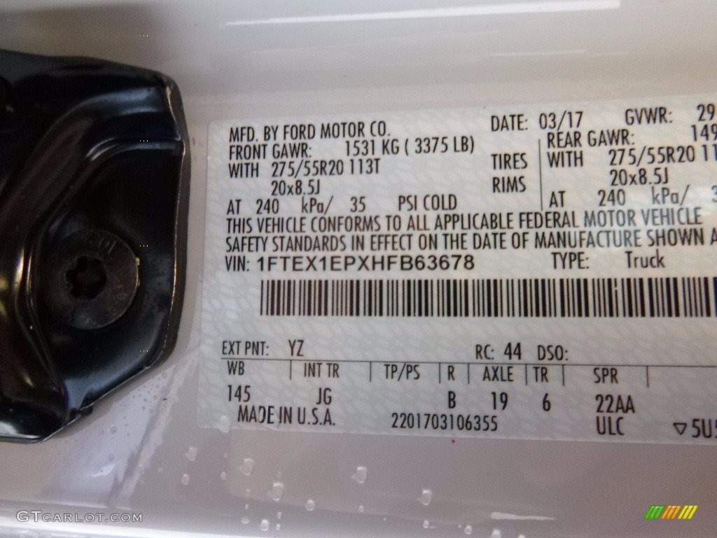 2017 F150 XL SuperCab 4x4 - Oxford White / Black photo #11
