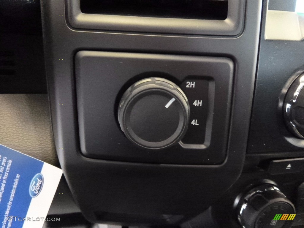 2017 F150 XL SuperCab 4x4 - Oxford White / Black photo #12