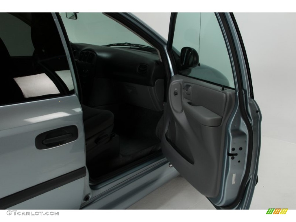 2005 Grand Caravan SE - Butane Blue Pearl / Medium Slate Gray photo #7
