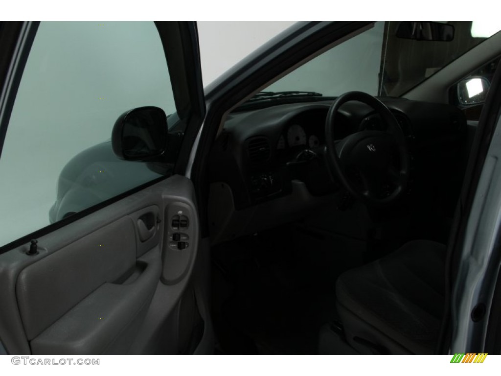 2005 Grand Caravan SE - Butane Blue Pearl / Medium Slate Gray photo #16