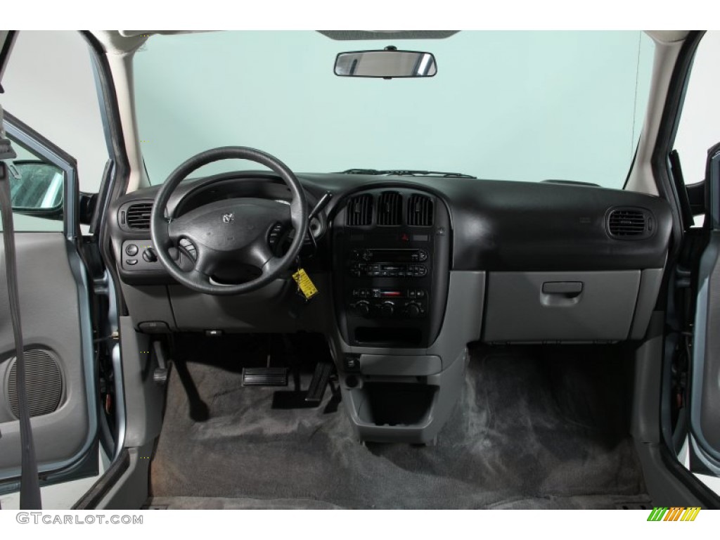 2005 Grand Caravan SE - Butane Blue Pearl / Medium Slate Gray photo #29