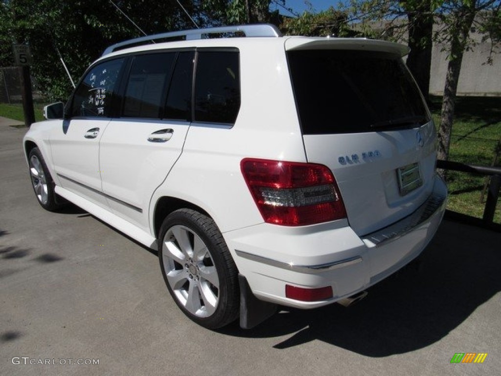 2010 GLK 350 - Arctic White / Almond/Black photo #12