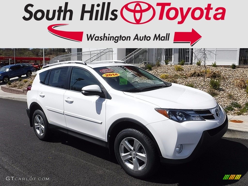 2014 RAV4 XLE AWD - Super White / Black photo #1