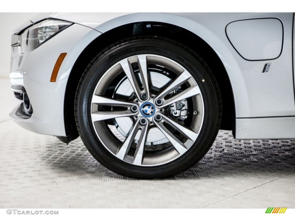 2017 BMW 3 Series 330e iPerfomance Sedan Wheel Photo #119637081