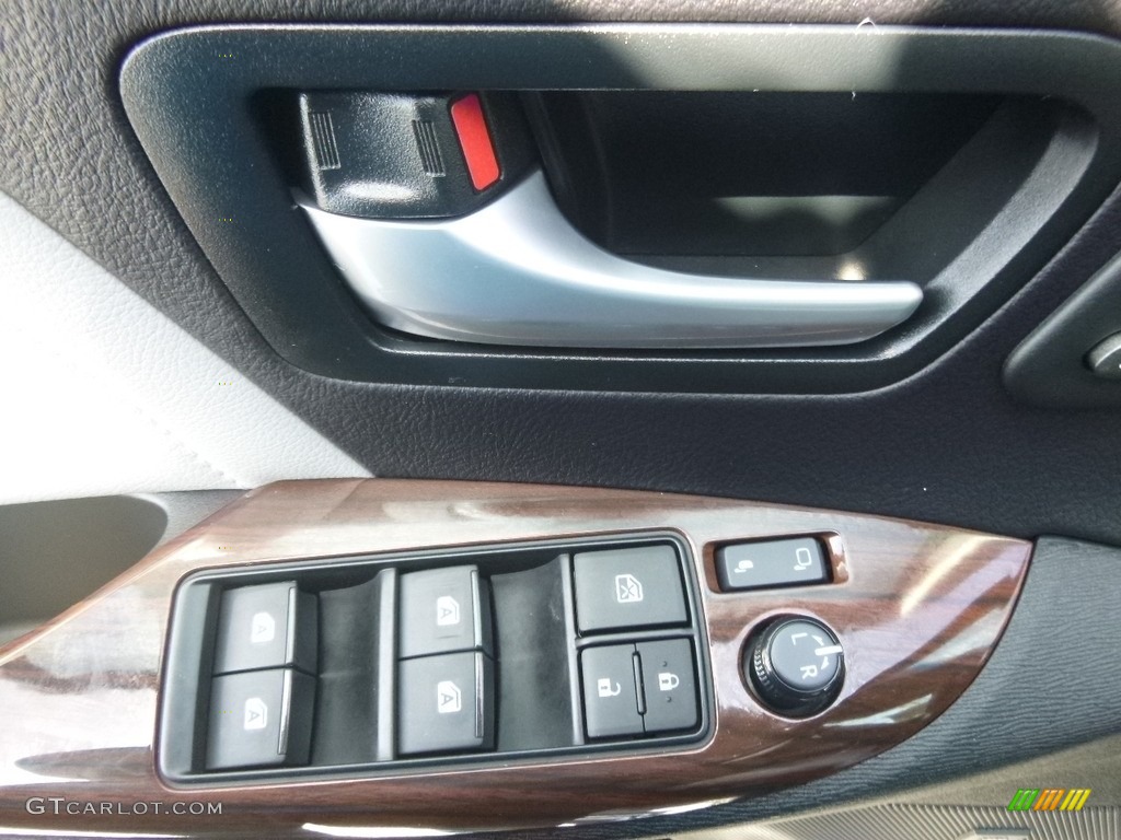 2017 Sienna Limited AWD - Midnight Black Metallic / Ash photo #9