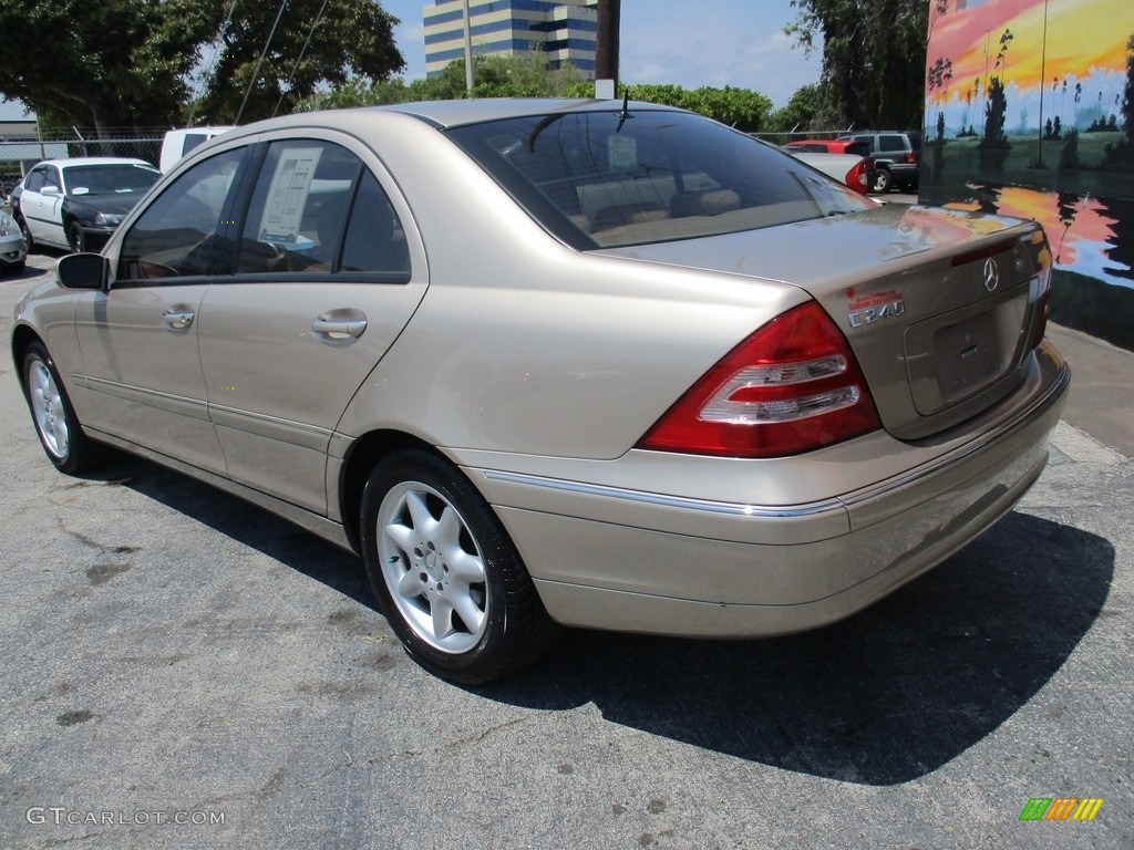 2003 C 240 Sedan - Desert Silver Metallic / Java photo #8