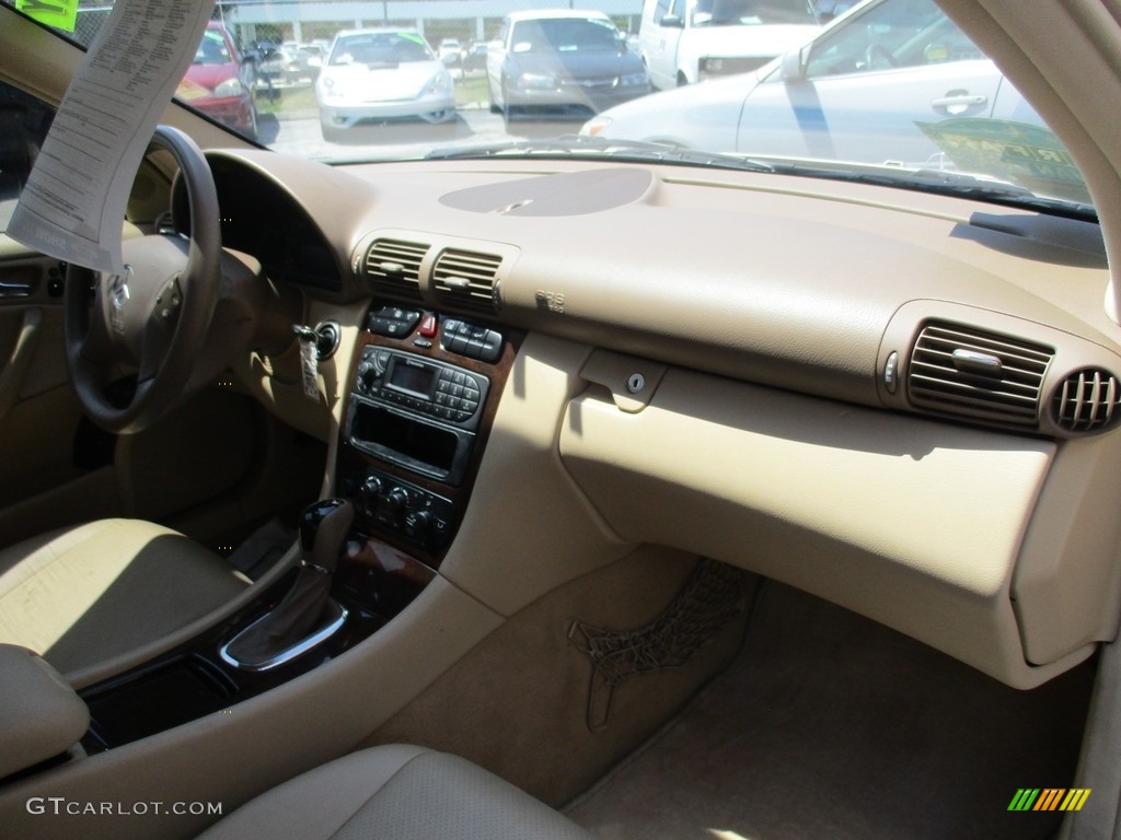 2003 C 240 Sedan - Desert Silver Metallic / Java photo #18