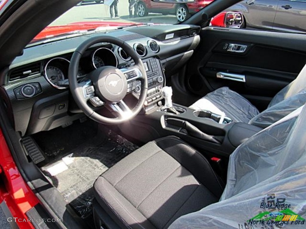 2017 Mustang V6 Convertible - Race Red / Ebony photo #14