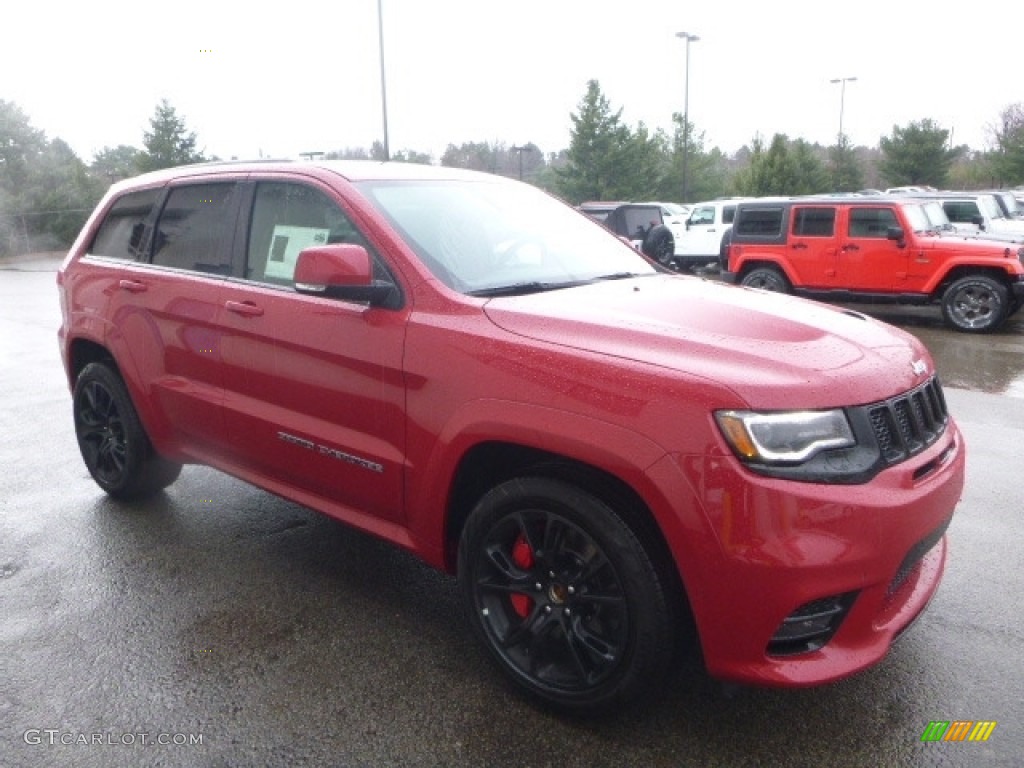 2017 Grand Cherokee SRT 4x4 - Redline 2 Coat Pearl / Black photo #11