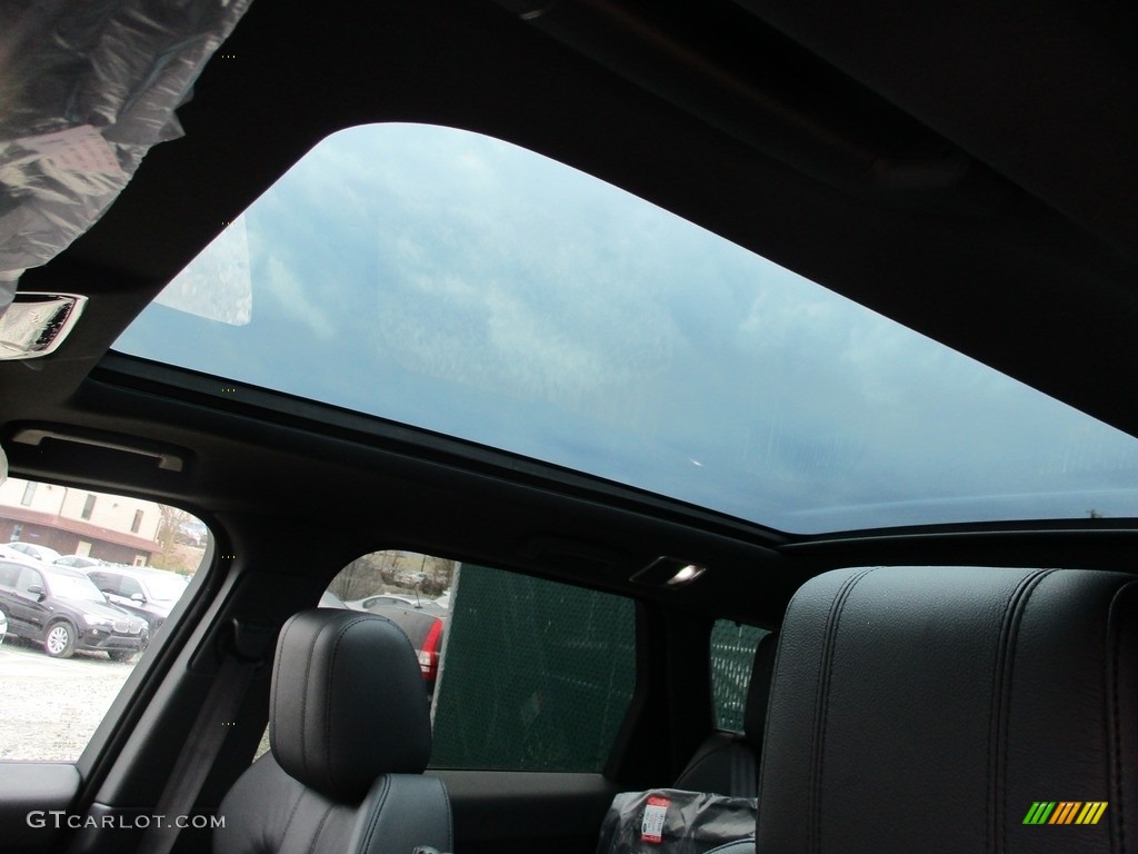 2017 Land Rover Range Rover Sport SE Sunroof Photos