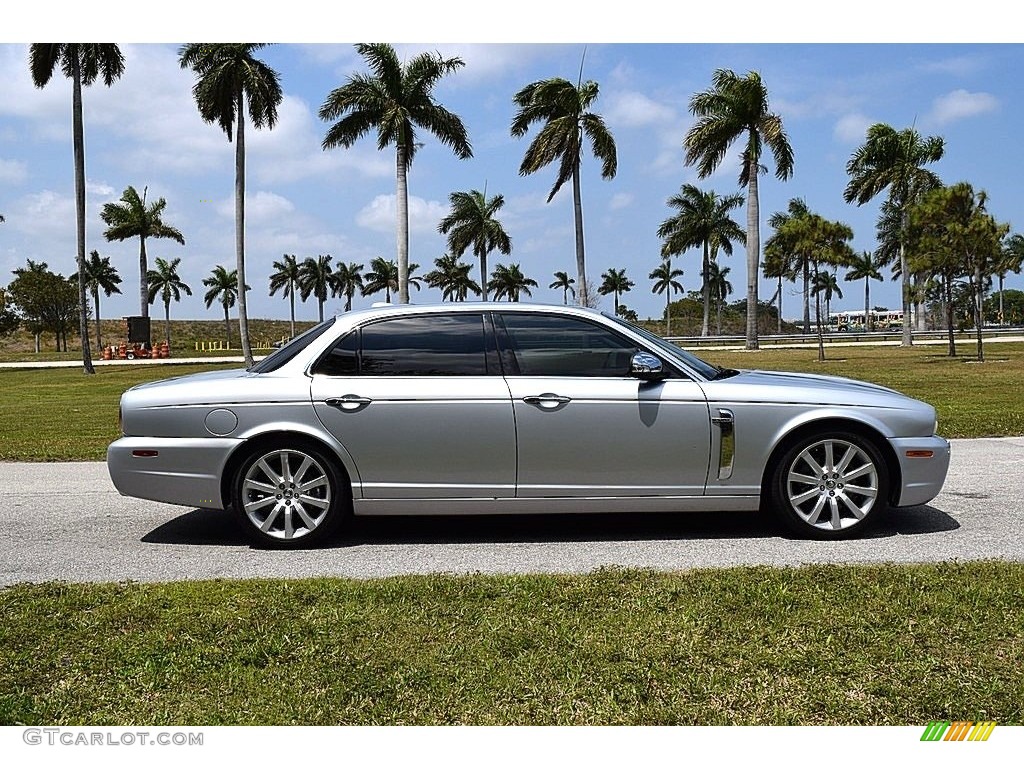 2008 XJ Vanden Plas - Liquid Silver Metallic / Charcoal photo #2