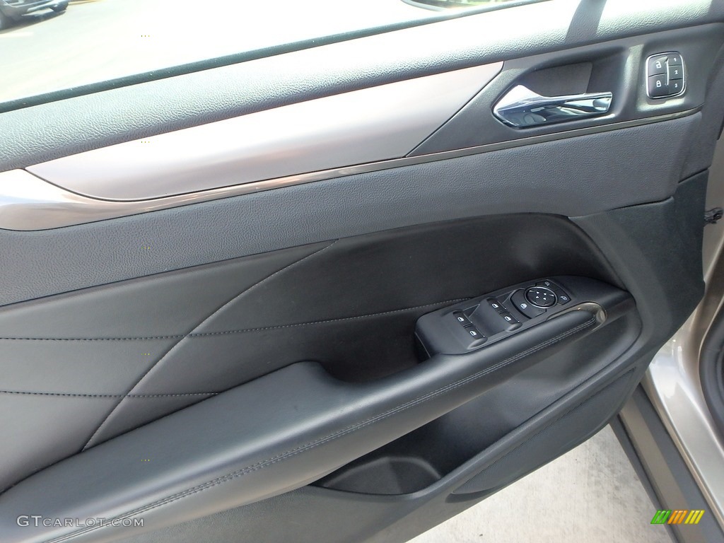2017 Lincoln MKC Premier AWD Door Panel Photos