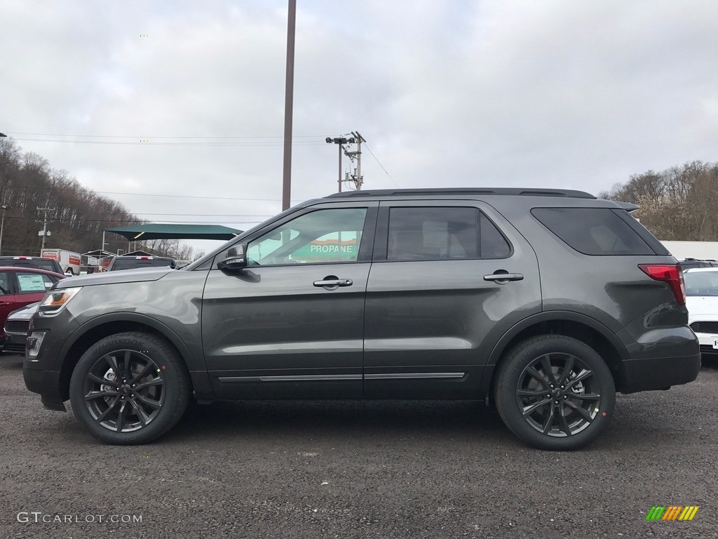 2017 Explorer XLT 4WD - Magnetic / Sport Appearance Dark Earth Gray photo #1