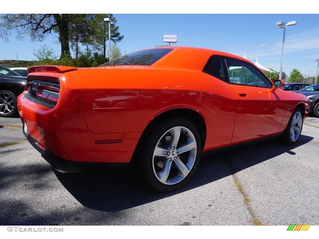 2017 Challenger R/T - Go Mango / Black photo #3