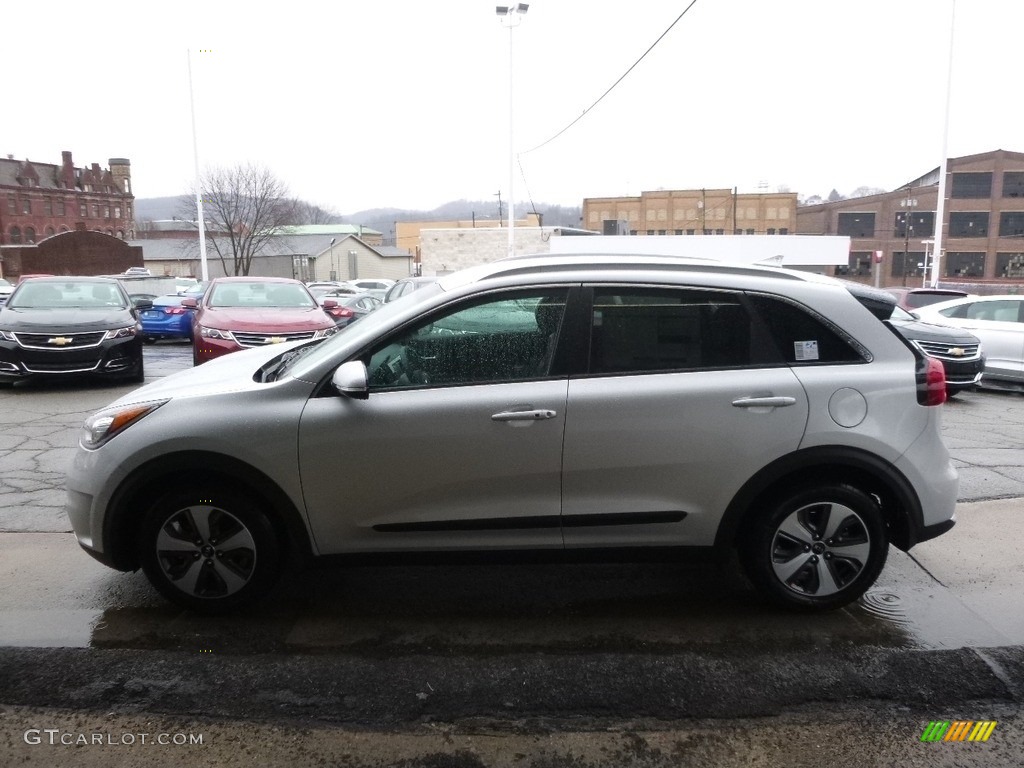 2017 Niro EX Hybrid - Silky Silver / Charcoal photo #6