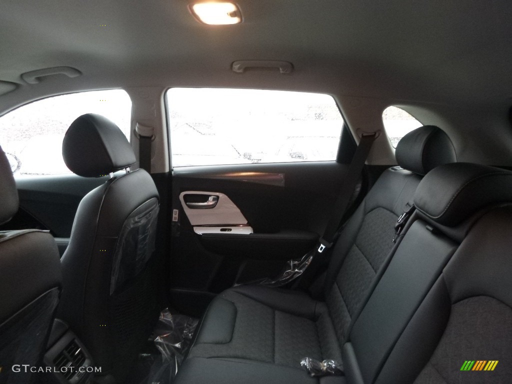 2017 Niro EX Hybrid - Silky Silver / Charcoal photo #12