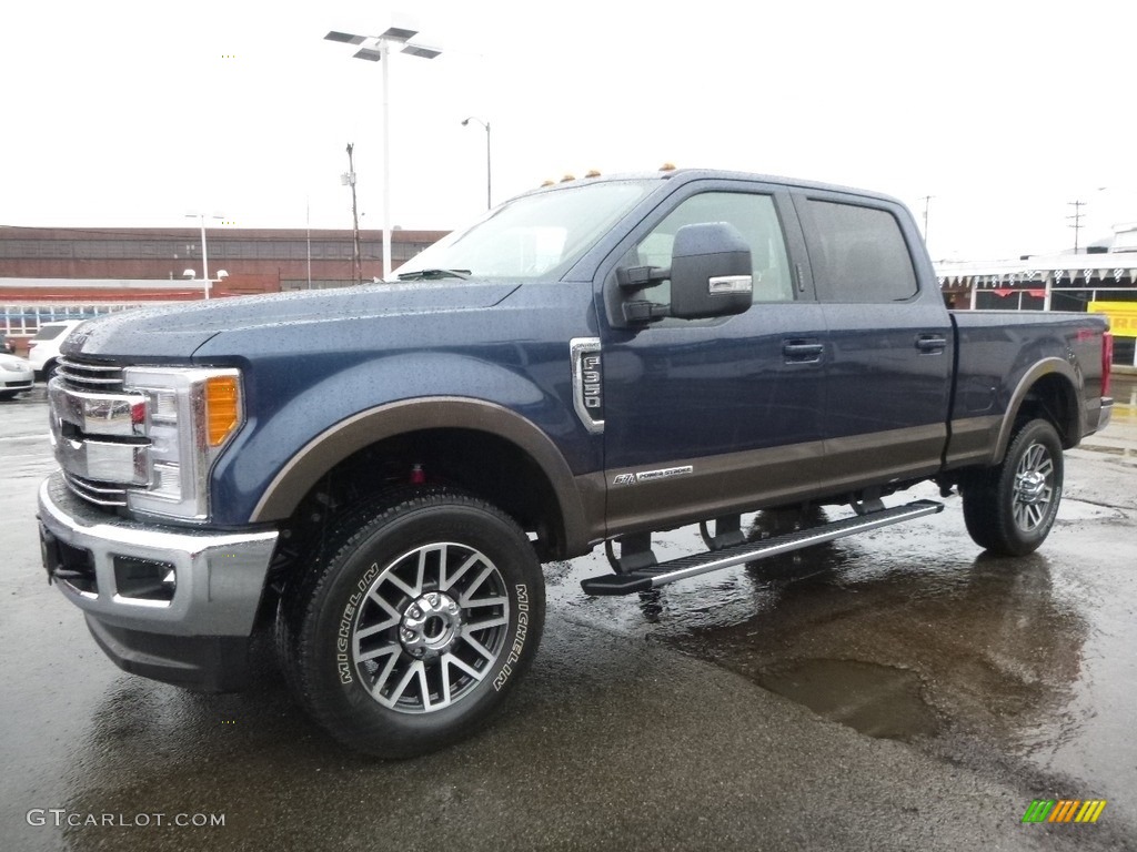 2017 F350 Super Duty Lariat Crew Cab 4x4 - Blue Jeans / Camel photo #6
