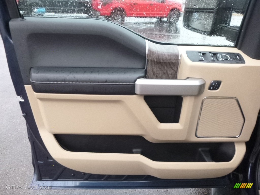 2017 F350 Super Duty Lariat Crew Cab 4x4 - Blue Jeans / Camel photo #13