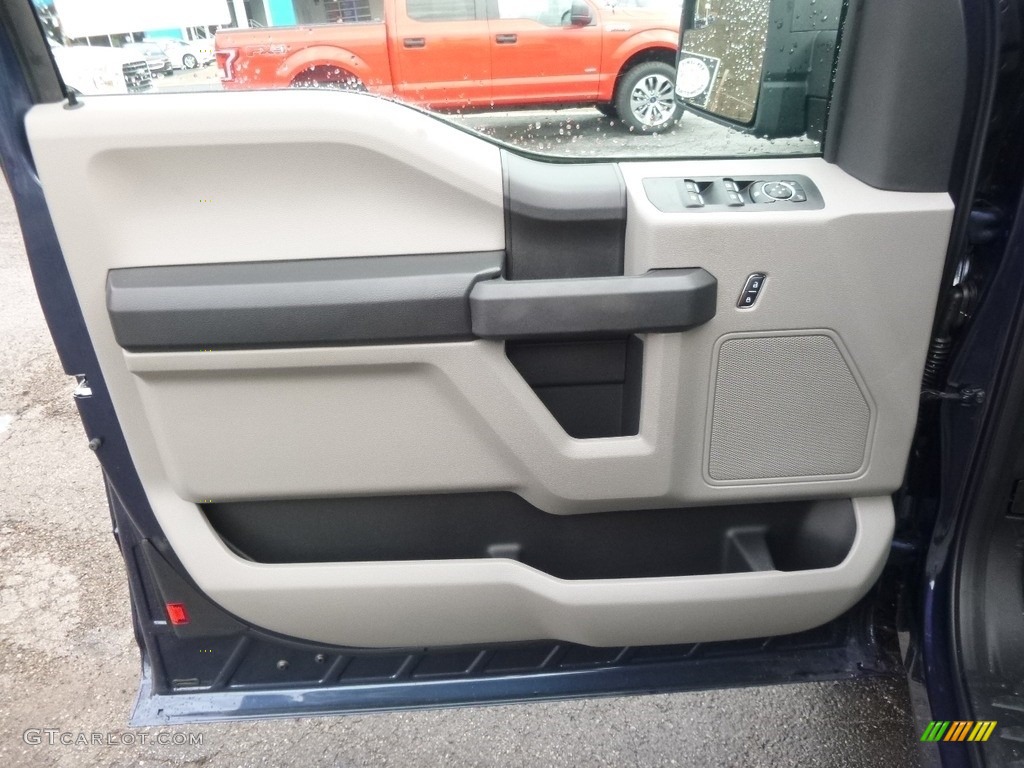 2017 F150 XL SuperCab 4x4 - Blue Jeans / Black photo #14