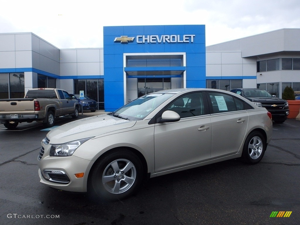 2015 Cruze LT - Champagne Silver Metallic / Brownstone photo #1