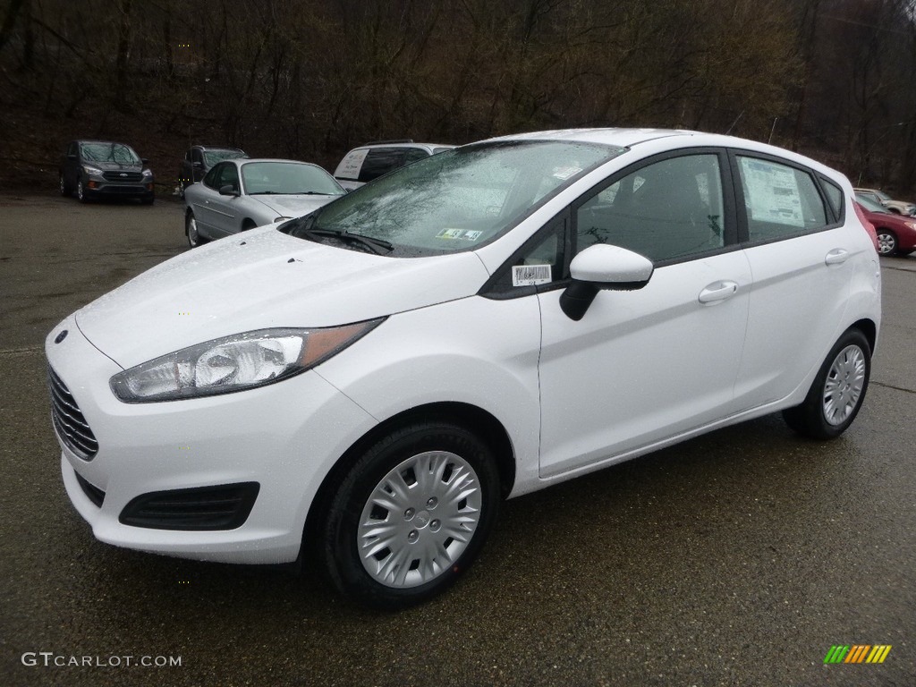 Oxford White 2017 Ford Fiesta S Hatchback Exterior Photo #119689375