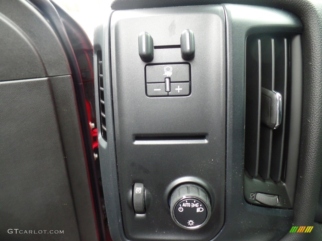 2017 Chevrolet Silverado 3500HD Work Truck Crew Cab Dual Rear Wheel 4x4 Controls Photo #119693316