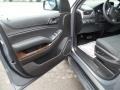 Pepperdust Metallic - Suburban LS 4WD Photo No. 11