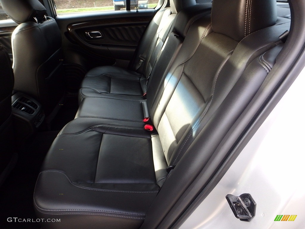 2016 Ford Taurus Limited AWD Rear Seat Photo #119698404