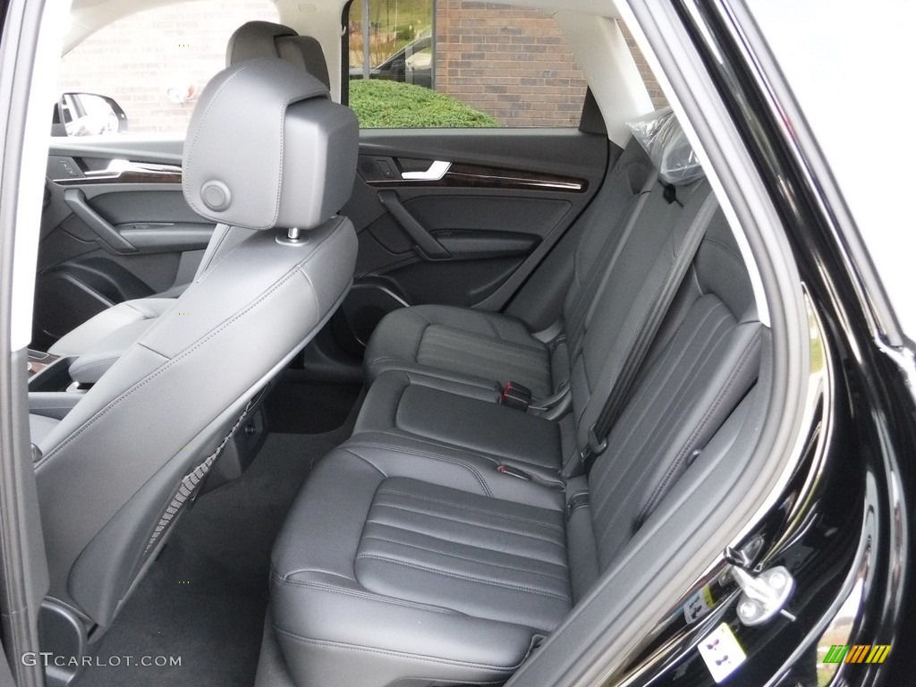 2018 Audi Q5 2.0 TFSI Premium quattro Rear Seat Photo #119701293