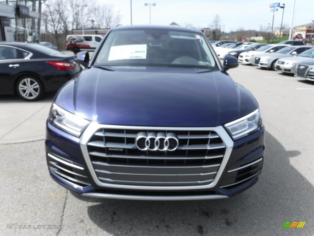 2018 Q5 2.0 TFSI Premium quattro - Navarra Blue Metallic / Black photo #6