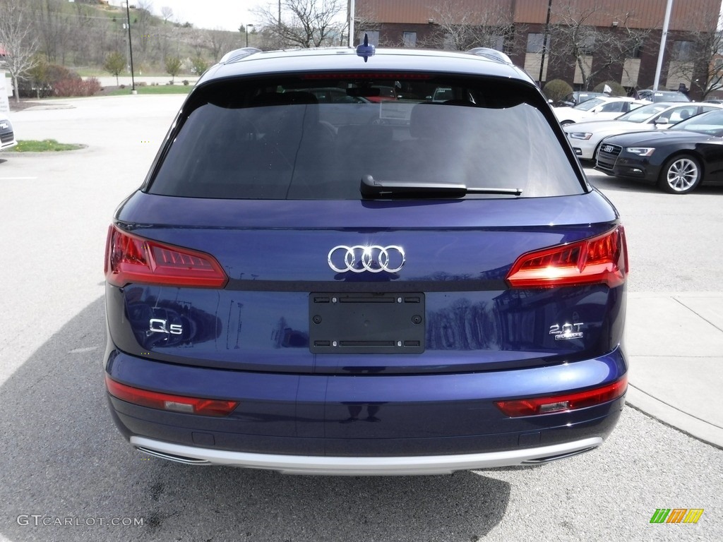 2018 Q5 2.0 TFSI Premium quattro - Navarra Blue Metallic / Black photo #14