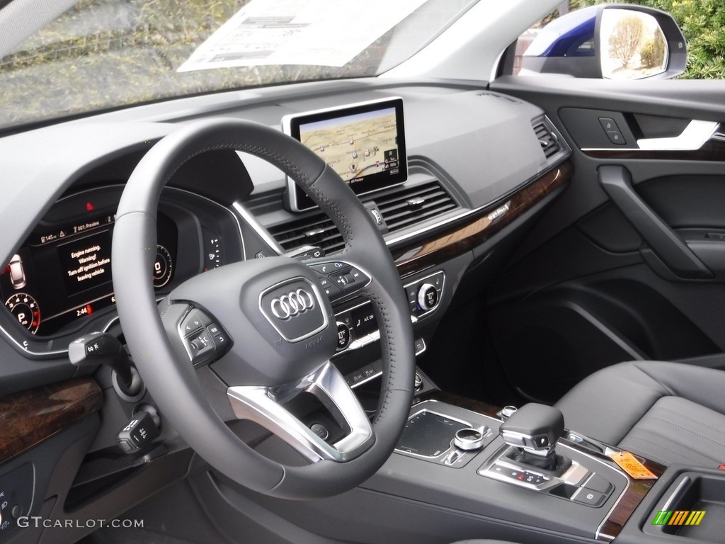 2018 Audi Q5 2.0 TFSI Premium quattro Black Dashboard Photo #119702009