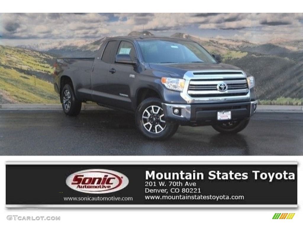 2017 Tundra SR5 Double Cab 4x4 - Magnetic Gray Metallic / Black photo #1