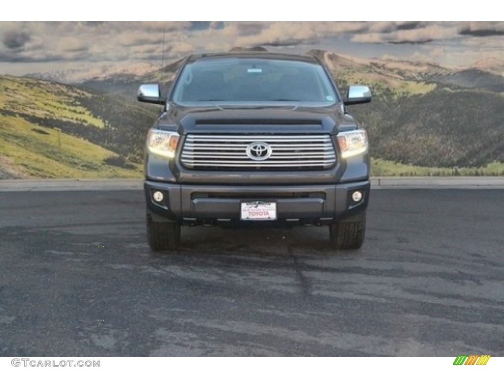 2017 Tundra Platinum CrewMax 4x4 - Magnetic Gray Metallic / Black photo #2