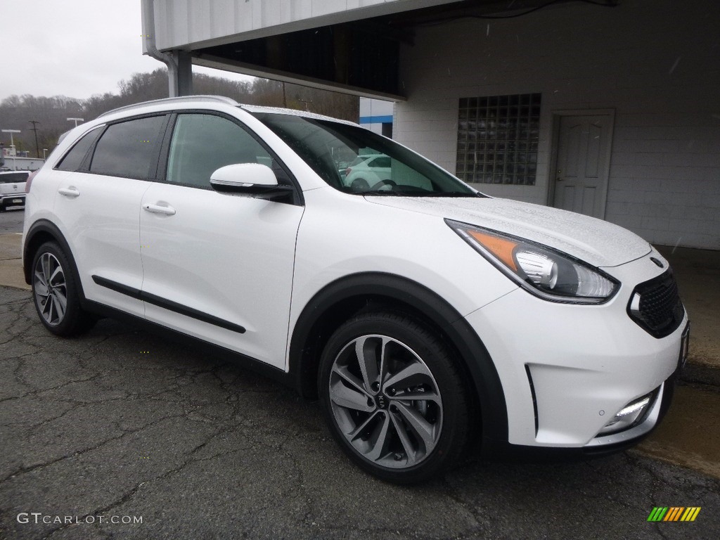 Snow White Pearl 2017 Kia Niro Touring Hybrid Exterior Photo #119721916