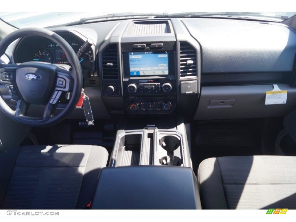 2017 F150 XL SuperCab 4x4 - Oxford White / Black photo #7