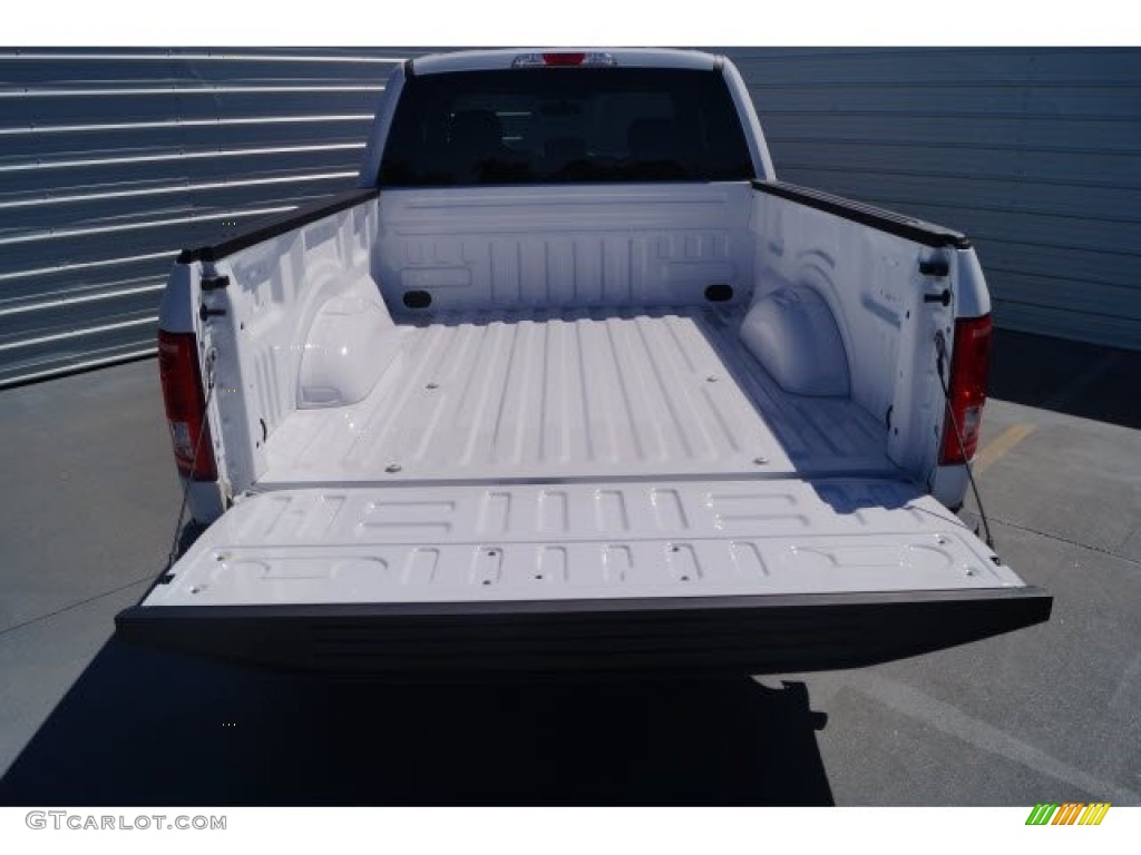 2017 F150 XL SuperCab - Oxford White / Black photo #8