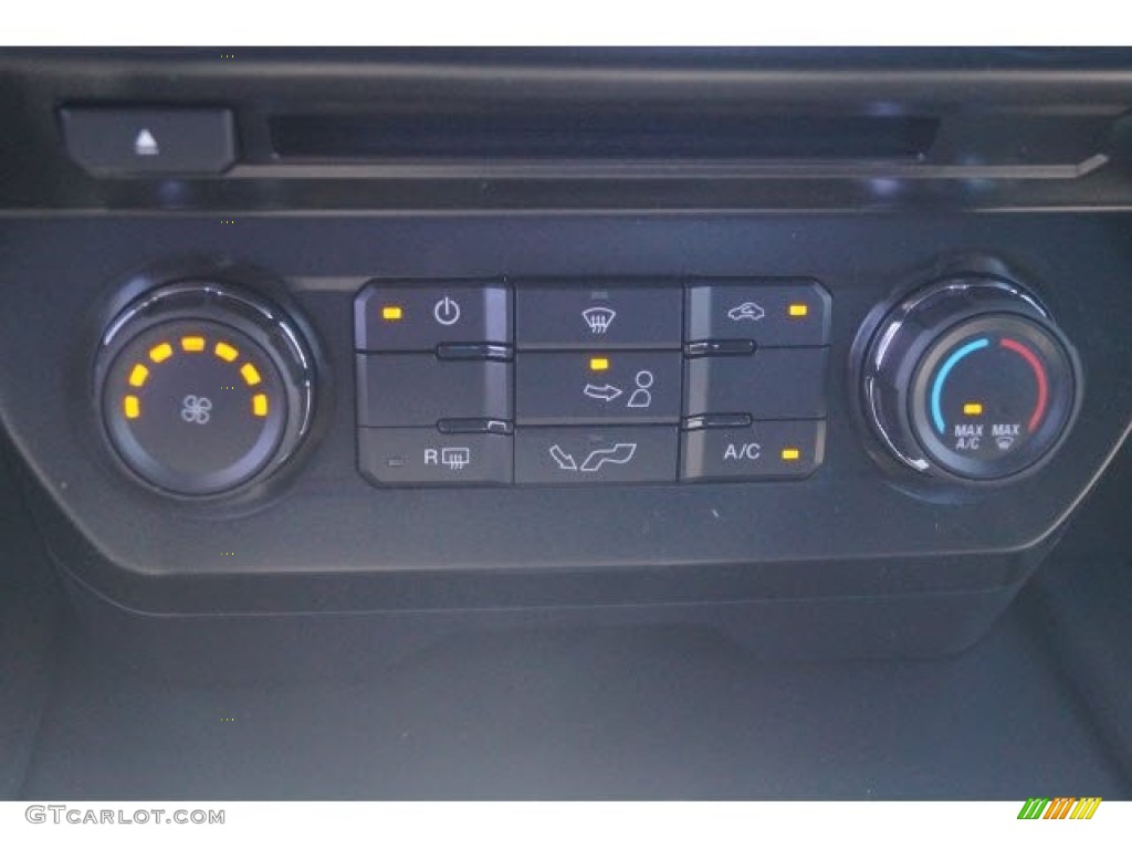2017 F150 XL SuperCrew - Magnetic / Black photo #14