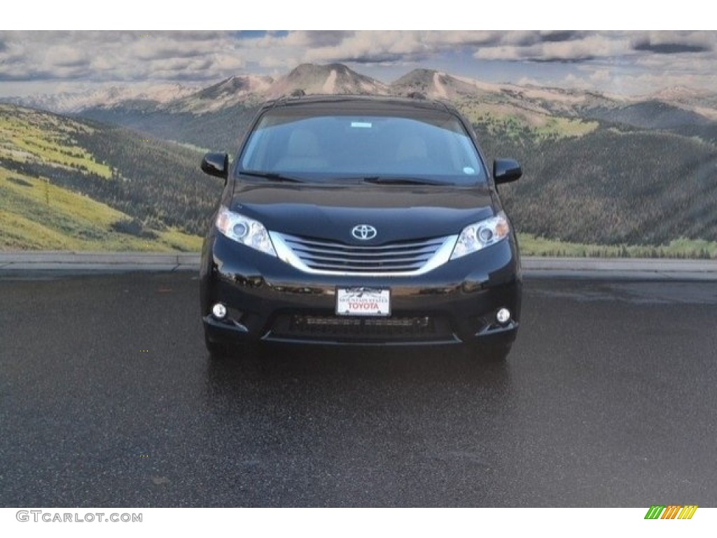 2017 Sienna XLE AWD - Midnight Black Metallic / Ash photo #2