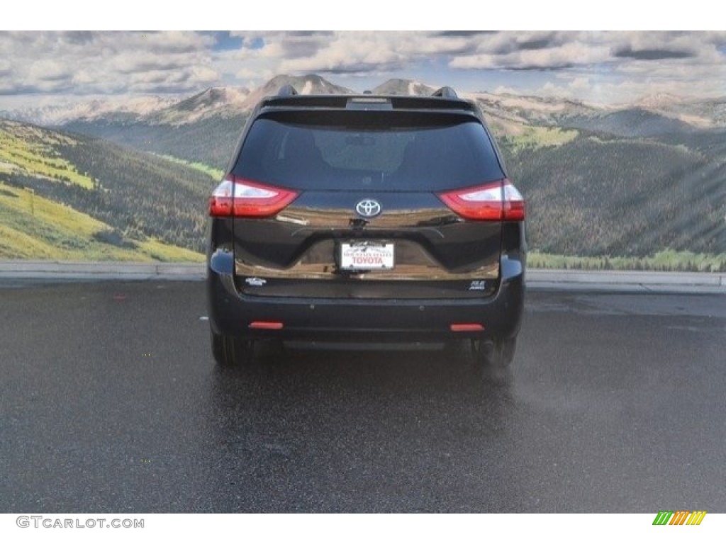 2017 Sienna XLE AWD - Midnight Black Metallic / Ash photo #4