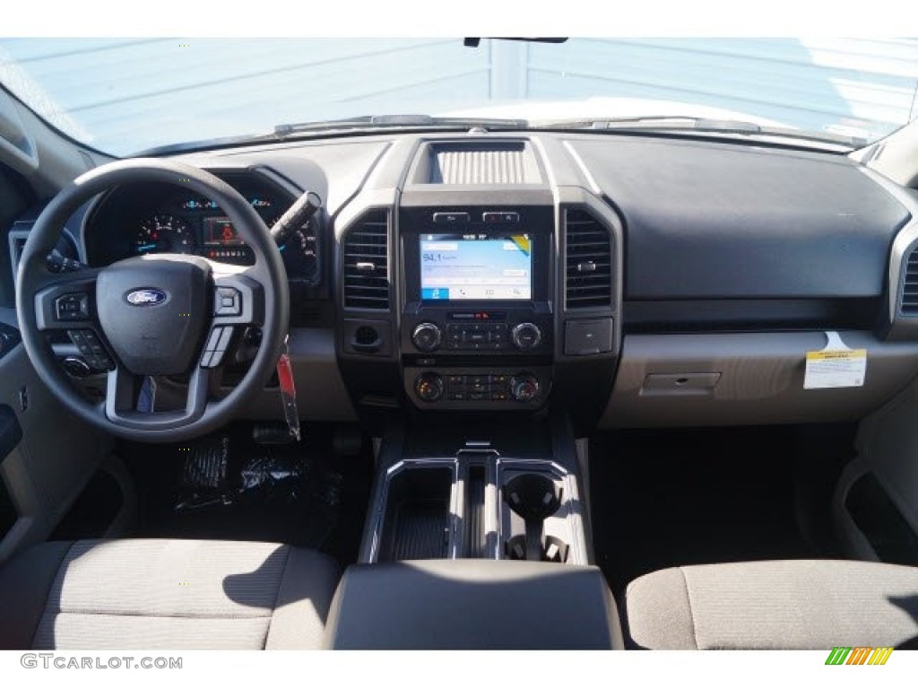 2017 F150 XL SuperCab - Ingot Silver / Black photo #7
